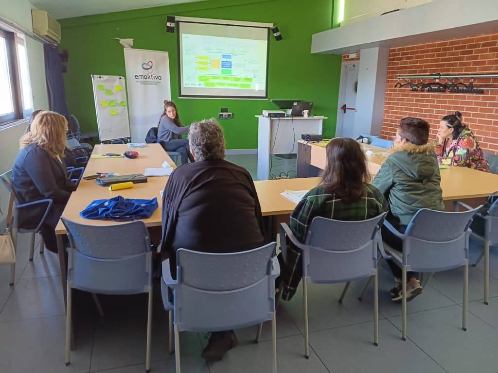 Mujer en sectores masculinizados