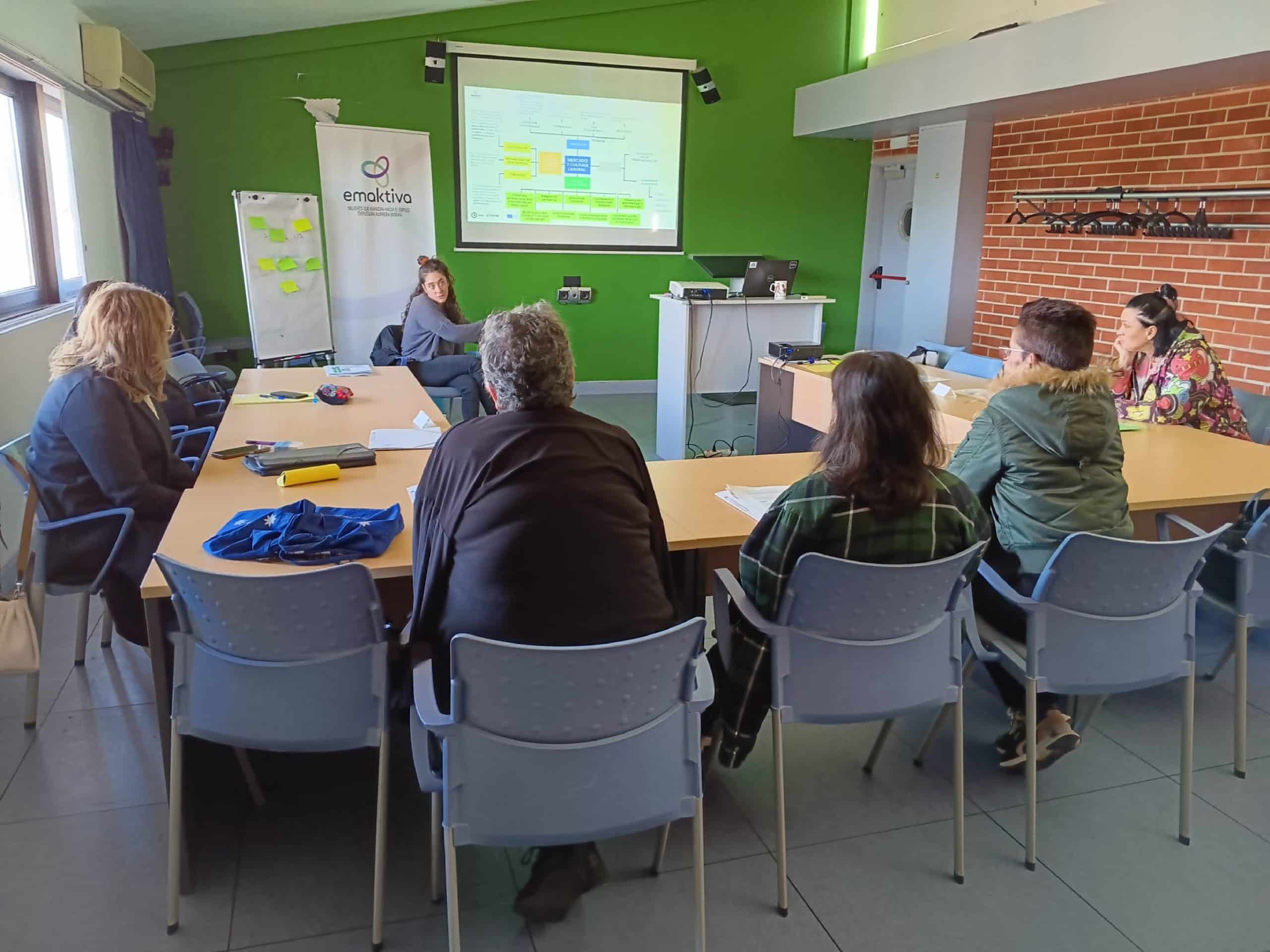 Mujer en sectores masculinizados